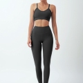 conjunto de sujetador y leggings de entrenamiento