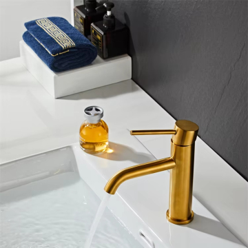 Golden Modern Luxury Bathroom Faucets: SUS304 Material with Brass Golden Surface and Brushed Finish