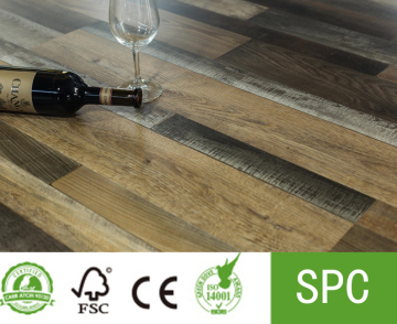 Piastrella per pavimenti SPC con schiuma