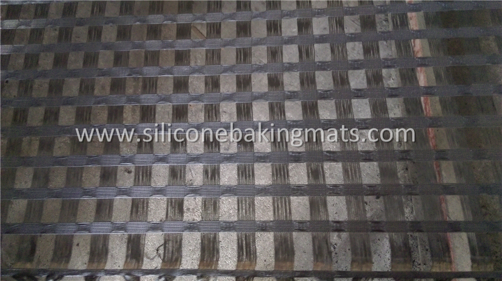 Polyester Geo Grid Reinforcement Over Soft Soil