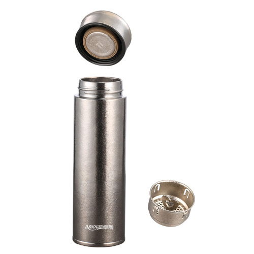 Тытанавы бізнес -ізаляваная кружка