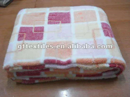 Jacquard coral fleece blanket