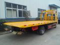 ISUZU 4 x 2 plataforma remolque