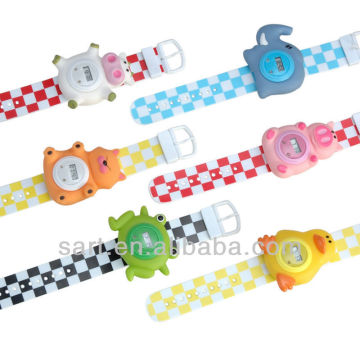 2013 lovely cheap promotional animal shaped watch