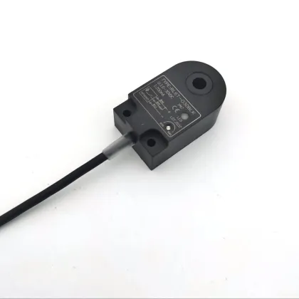 Factory NPN PNP Inductive Ring Shape Proximity Sensors Switch