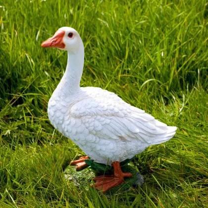 China Factory Home Garden Decoration Fiberglass Animal Resin Goose Statue