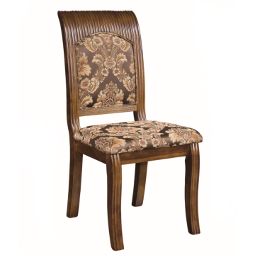 Table à manger en bois de style européen et chaise en tissu