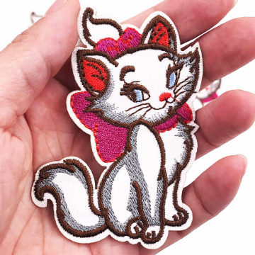 Patch Bordir Kartun Kucing Setrika pada Pakaian