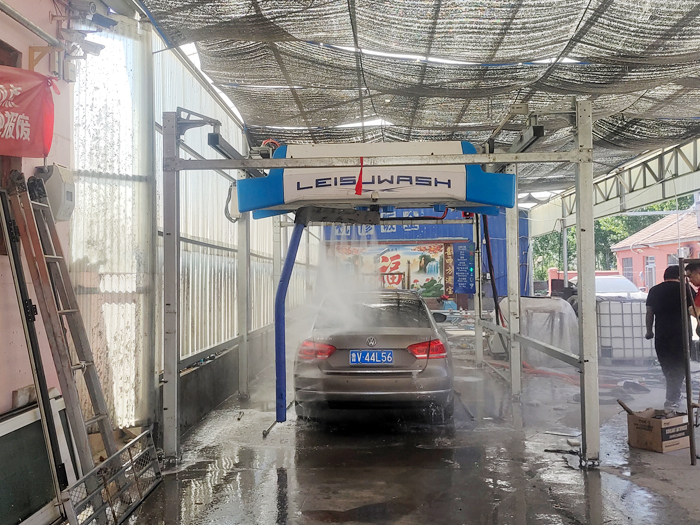 Touchless Car Wash Machine Leisuwash 360 Mini