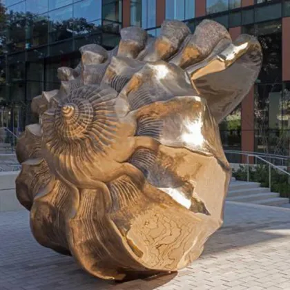 Creative outdoor bronze polishinglarge shell sculpture garden shell sculpture