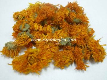 fresh cut marigold flowers