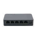 5 Ports 100 Mbit / s Ethernet Switch (Plastikkoffer)