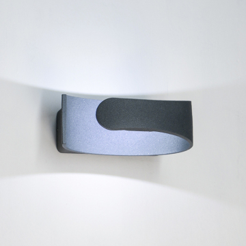 Moderna luce a parete a LED impermeabile per uso interno ed esterno