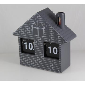 Casa modo Flip Clock na mesa