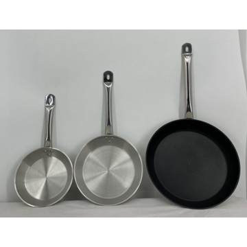 Large capacity stainless steel wok pan