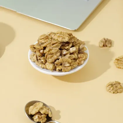 Nutrition Nuts Kernels Extra Light Walnuts