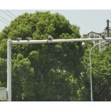 Cánh tay dài 6 mét x 4.5 mét CITY TRAFFIC POLE