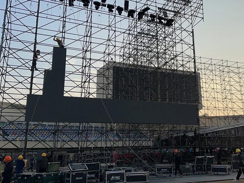 custom staging for concerts