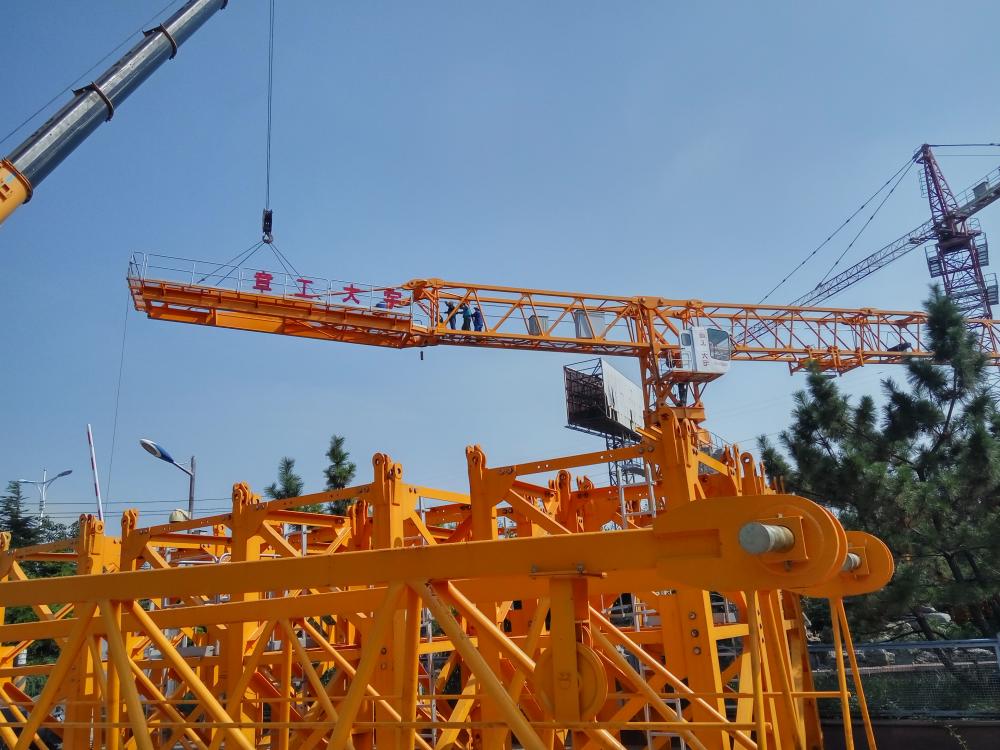 QTZ190 TC6519 12t Topless Top-tower Crane Tower