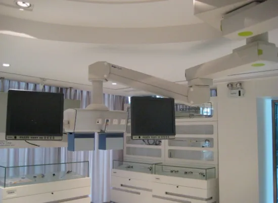 Mechanical surgical arm for display