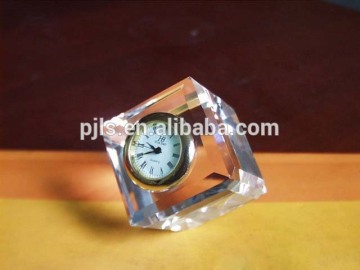 china new product crystal souvenirs cube clock crystal clock for bussiness gift