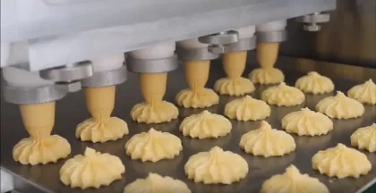 macaron making machine