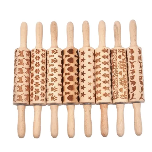 Y35 Christmas Embossed Dough Roller: A Wooden Baking Tool for Festive Pastries