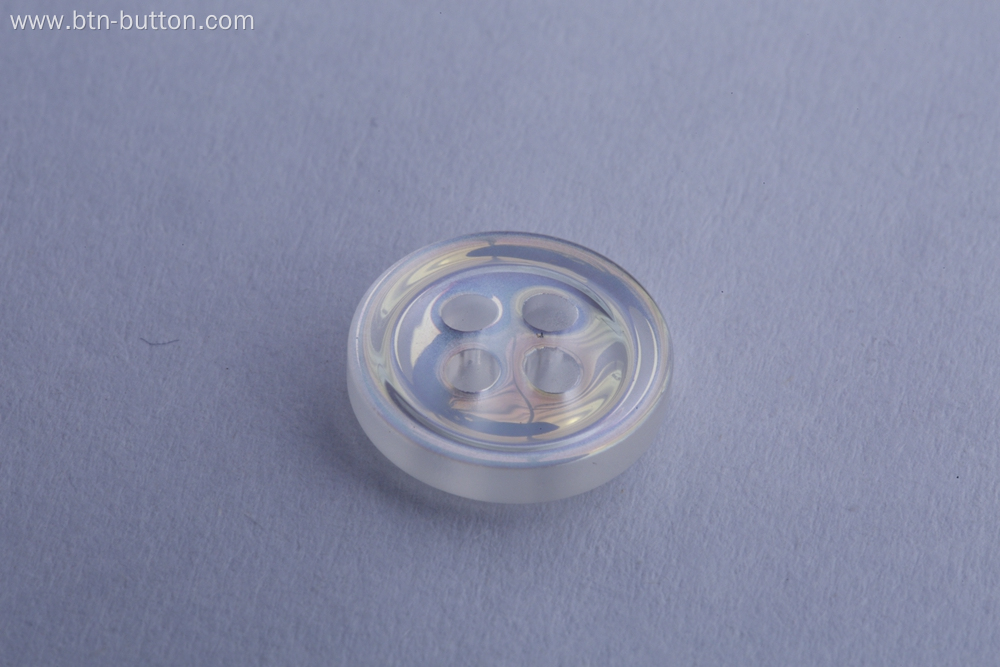 Resin colored buttons for shirts