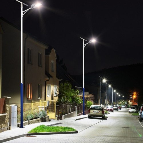 High Luminous Efficiency Solar Street Lamp