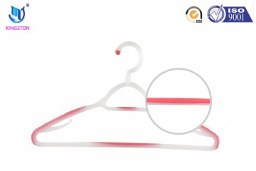 Household anti slip plastic shoulder hanger wholesale