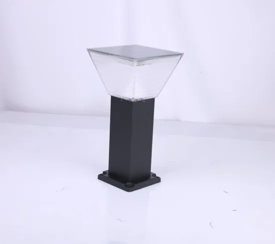 Solar beacon light for courtyard lawn