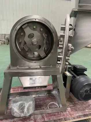 Machine for Grinding Breadfruit into Flour with Dust Hood