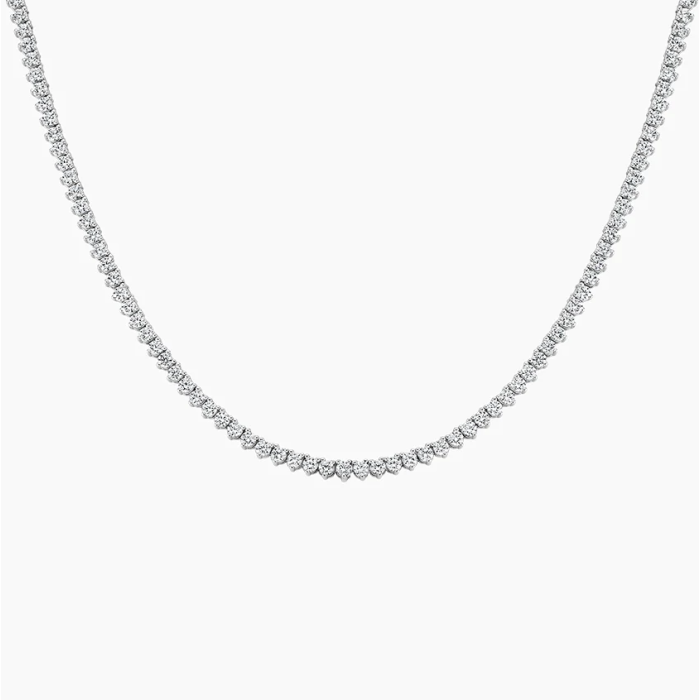 สร้อยคอเพชรห้องปฏิบัติการที่สง่างามโดย Van Cleef