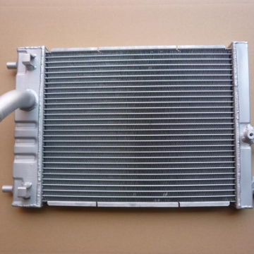 Auto Parts Cooling Radiator for Toyota HiAce Quantum 2KD 5L 16510-30010