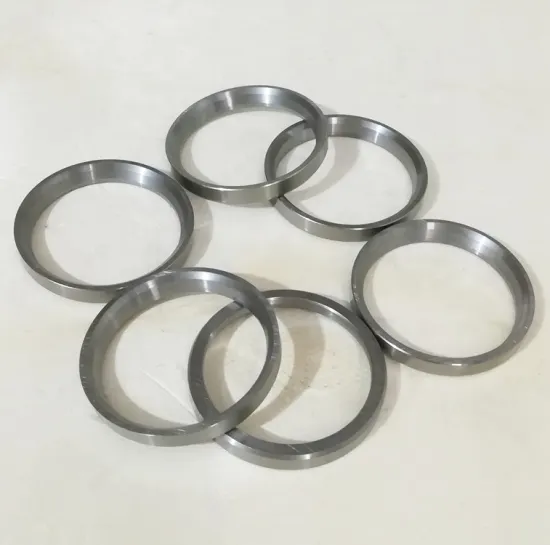 Hubei July 6CT Diesel Engine Part Valve Seat 3928174 Exhaust Valve Insert