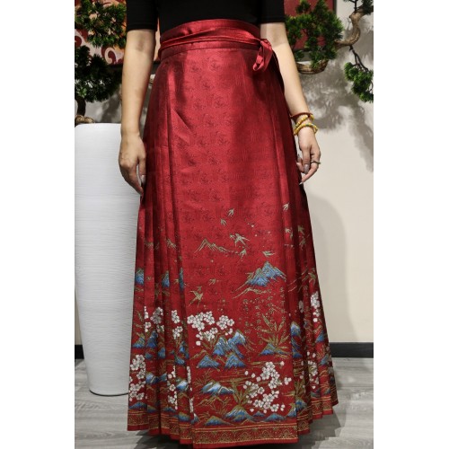 falda roja larga plisada