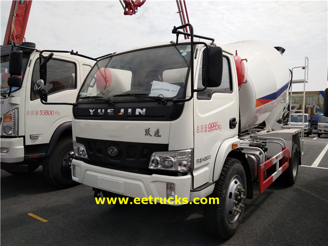 Yuejin Concrete Mixing Transport Trucks