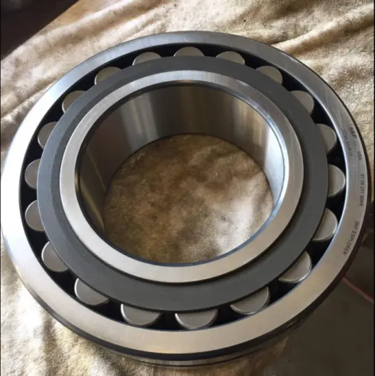 Original 22240CA/C3W33 SKF Spherical Roller Bearing