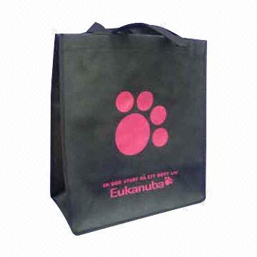 Non-woven Carrier/Shopping Bag with Silkscreen Printing, Available in Various Sizes