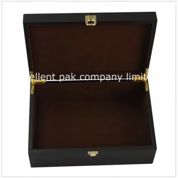 Stylish Lockable Leather Humidor