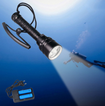 Super Bright Waterproof Diving Flashlight: Perfect for Scuba Diving and Night Snorkeling with 18650 Battery