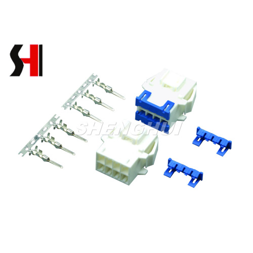 Conector compacto de alambre a cable a alambre