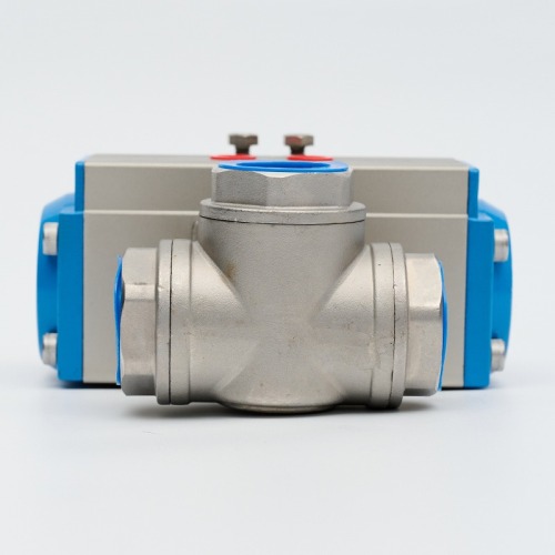 Pneumatic three-way ball valve