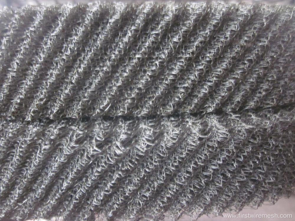 Kintted wire mesh filter