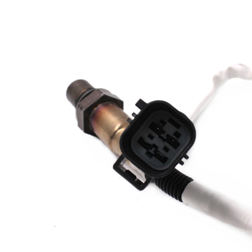 High Quality Rear 02 Oxygen Sensor for Land Rover Range Rover Evoque 12-13 LR2 13-15 LR028931