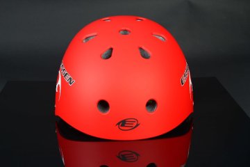 out mold skate helmet from OEM factory