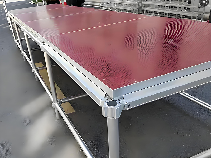 Bespoke custom stage design