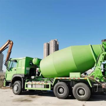 Camion de béton prêt à l&#39;emploi