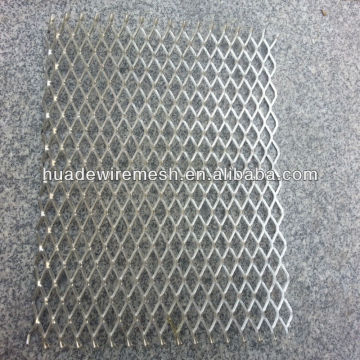 Aluminum expanded metal lath for plastering
