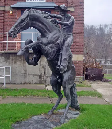 bronze foundry large outdoor copper cowboy horse statue